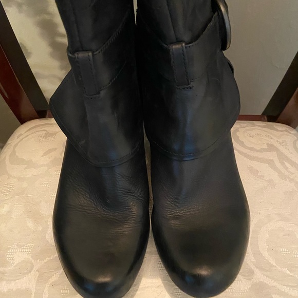 Born Crown Jailyn Black leather size 8 1/2 Bootie Boots - Picture 6 of 15